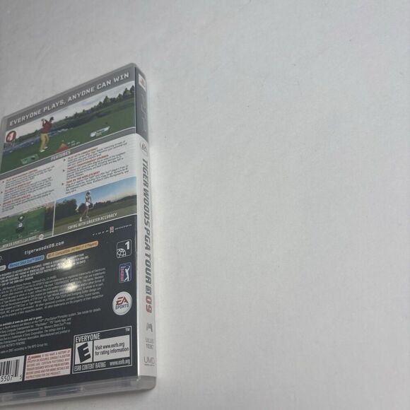Tiger Woods PGA Tour 09 (Sony PSP, 2008) Complete CIB - Picture 5 of 5